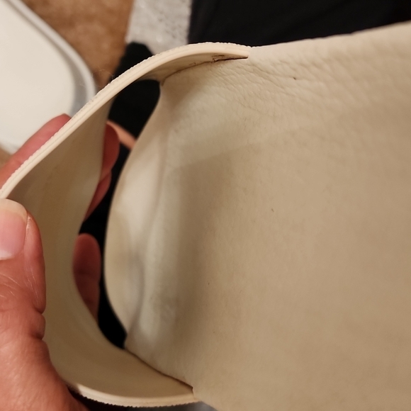 Gucci Men's Slides - Picture 16 of 16